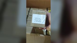 On site filming | Angola GAC Trumpchi brake pads successfully packaged
